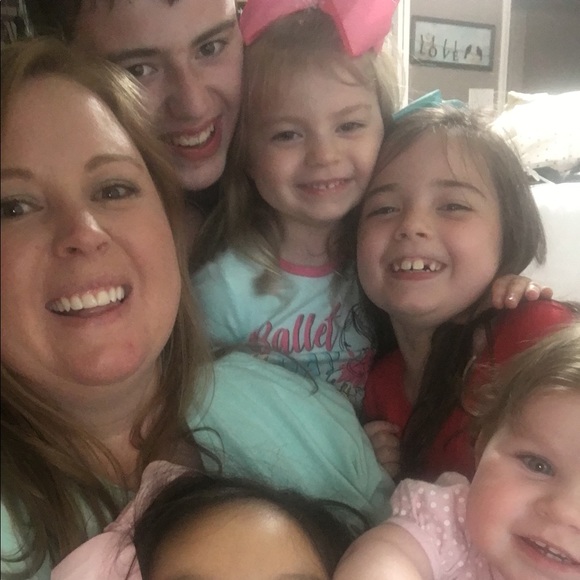 Meet your Posher, Natausha - Picture 1 of 1